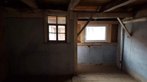 Wohnhaus DG Zimmer - Bauernhaus, Landhaus mit 135,00 m&sup2; in Rothenstein OT Oelknitz zum Kaufen