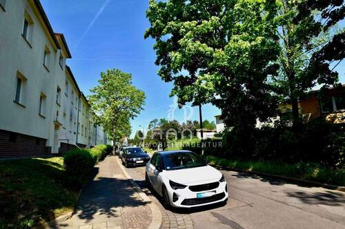 Strassenansicht - 2 Zimmer Etagenwohnung zum Kaufen in Leipzig / Wahren