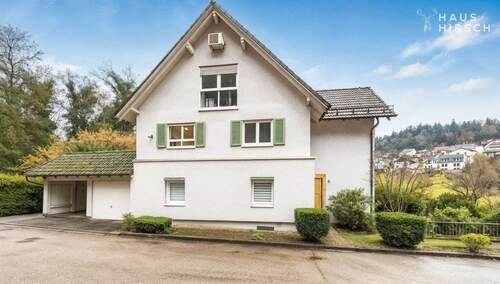 Haus von Außen - 7 Zimmer Mehrfamilienhaus, Wohnhaus zum Kaufen in Baden-Baden