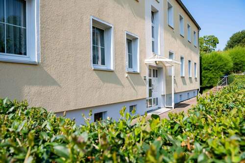 Hauseingangsbereich - Mehrfamilienhaus, Wohnhaus in Rudolstadt