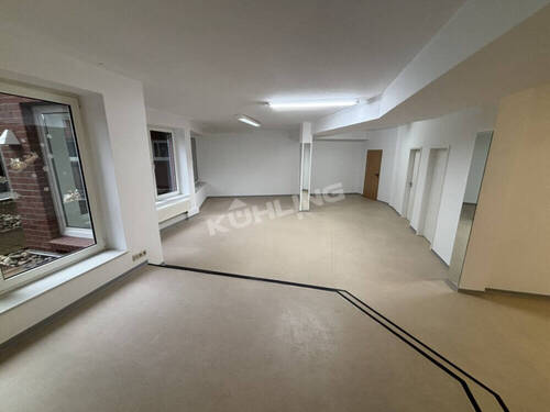 Hauptraum - 4 Zimmer Büro zur Miete in Vechta