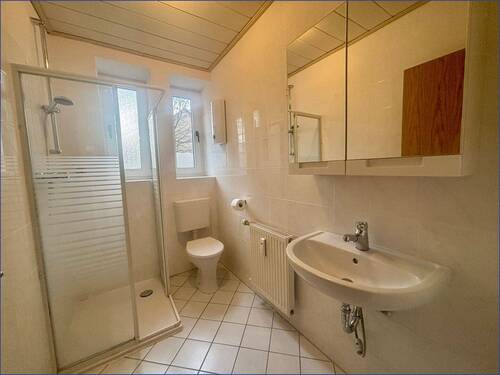 Badezimmer Dusche - Etagenwohnung mit 55,00 m&sup2; in Essen zum Kaufen
