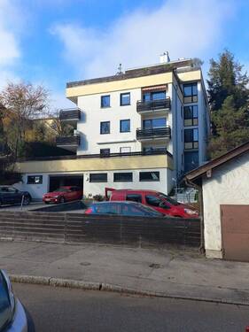 Haus von der Straße aus - 