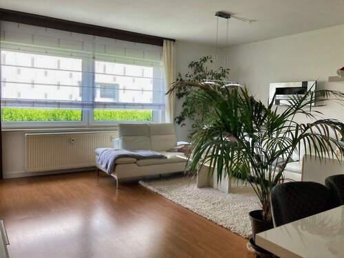 Wohnzimmer - Etagenwohnung mit 101,00 m² in Erfurt zum Kaufen