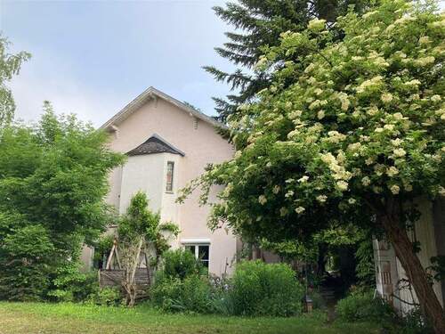 Rückansicht Sommer - 3 Zimmer Einfamilienhaus zum Kaufen in Heidenheim