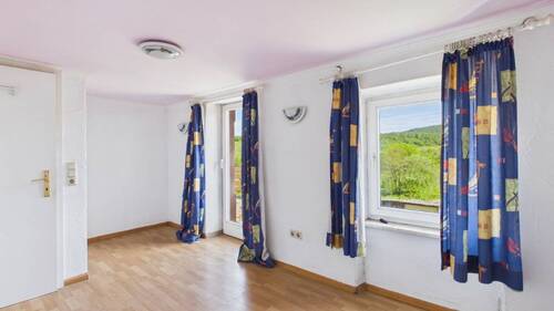 Zimmer mit Balkon - 
