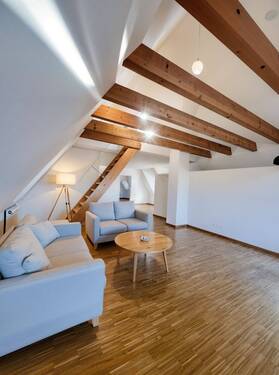 Wohnzimmer 2 - Wohnzimmer, Skandinavisch - (KI generiert) - 4 Zimmer Etagenwohnung in Königsbach-Stein
