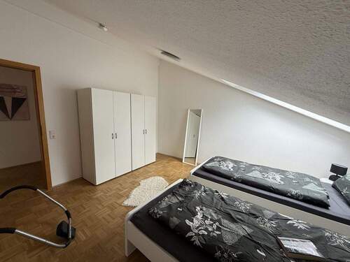 Schlafzimmer 02 - 