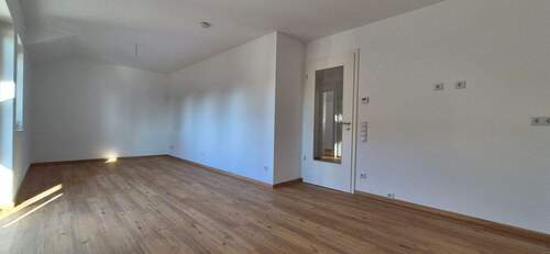 Beispiel: Bodenbelag etc. identisch - 