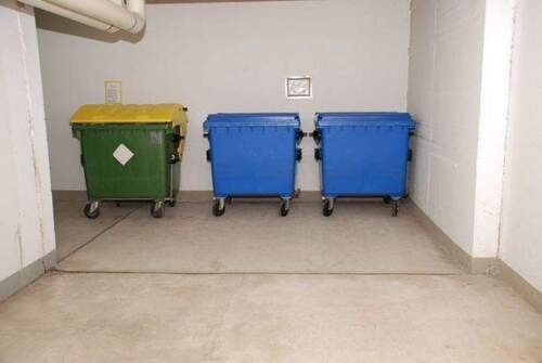 Mülltrennung im Kellergeschoss - 