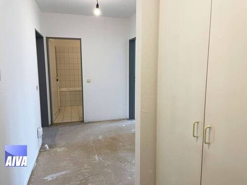 Flur - Etagenwohnung mit 65,00 m&sup2; in Dresden zur Miete