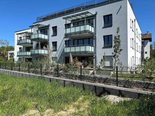Hausansicht - 5 Zimmer Etagenwohnung zum Kaufen in Rheinfelden (Baden)