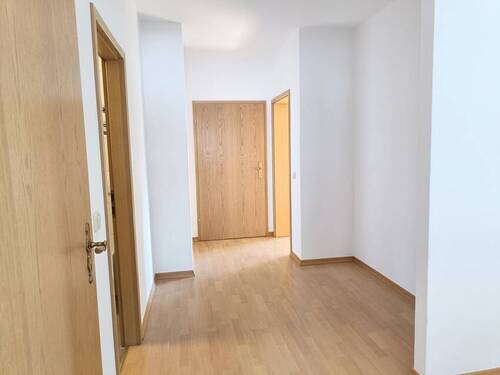 Flur - Auslass für Garderobe - 