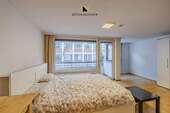 Wohn-/Schlafzimmer - 1 Zimmer Etagenwohnung zum Kaufen in Stuttgart