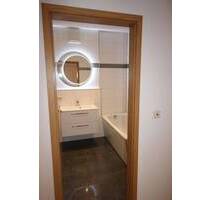 3-Raum-Wohnung, Aufzug, EBK, Balkon, Erstbezug nach Sanierung - Görlitz Südstadt