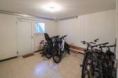 1 Stellplatz Fahrräder - 