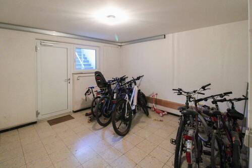 1 Stellplatz Fahrräder - 
