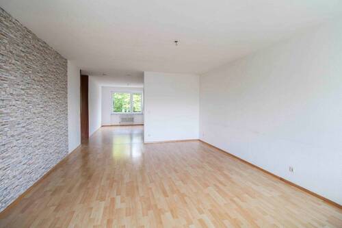 Wohnzimmer - Etagenwohnung mit 89,70 m² in Holzgerlingen zum Kaufen