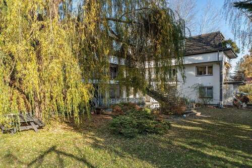 Gartenansicht - 4 Zimmer Etagenwohnung in Berlin