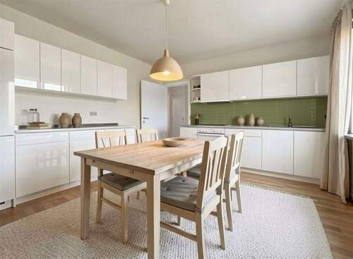 Küche nach Renovierung (KI) - 