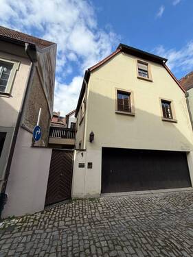 Ansicht Straßenseite - 