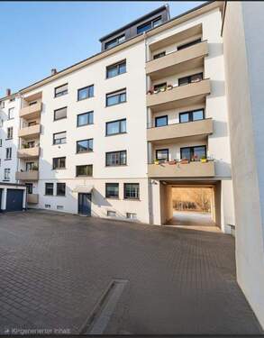 Rückseite Innenhof - 3 Zimmer Etagenwohnung zur Miete in Pforzheim