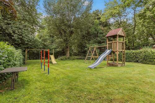 Spielplatz/Gemeinschaftsgarten - 