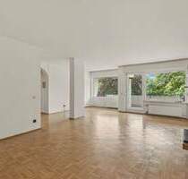Helle 4-Zimmerwohnung mit Sonnenbalkon und Garage - Ratingen Hösel