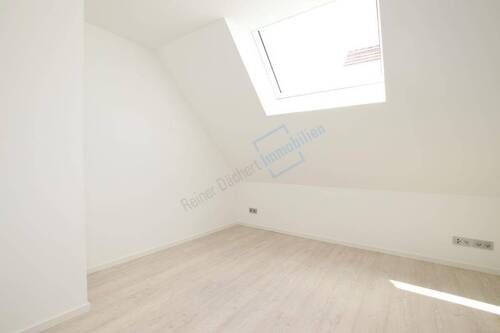 KINDER-/ARBEITSZIMMER - 