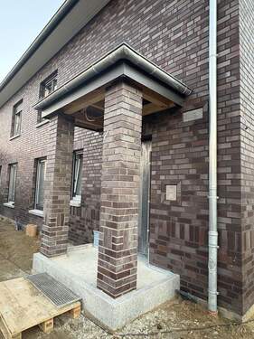 Bild 2 - 5 Zimmer Doppelhaushälfte zur Miete in Hammah