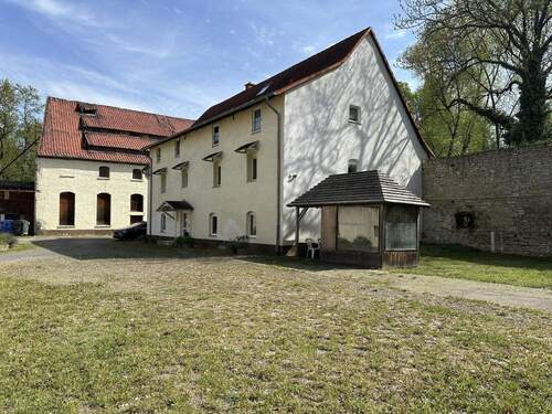Haus 1 - 4 Zimmer Mehrfamilienhaus, Wohnhaus in Hedersleben