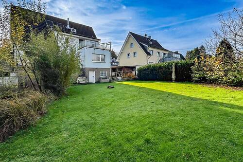 Garten - 9 Zimmer Mehrfamilienhaus, Wohnhaus zum Kaufen in Dortmund