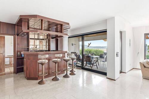 Bar-Bereich EG - 