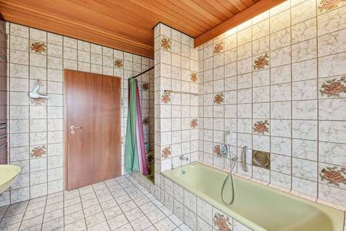 Badezimmer EG - 