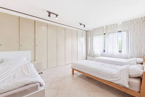 Schlafzimmer EG - 