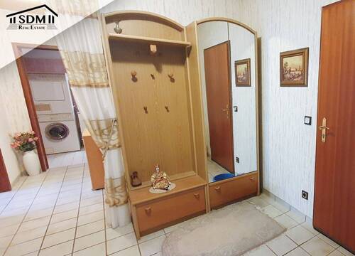 07_Eingangsbereich.jpg - 