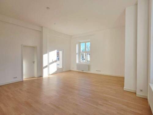 Living room - 3 Zimmer Etagenwohnung in Berlin