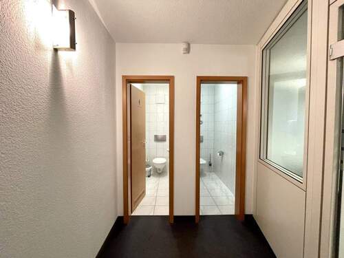 WC - gem. Nutzg. mit Nachbargewerbe - 