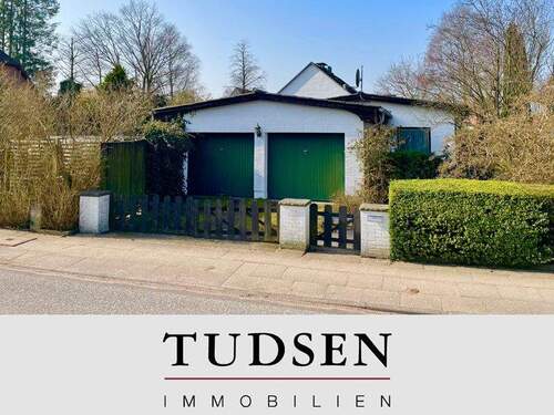 01 - Ebenerdiges Ein- Zweifam.haus zentral gelegen nahe Ortskern.