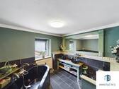 Badezimmer mit Wanne Haus 1 OG - 
