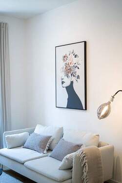 WOHNZIMMER - 3 Zimmer Etagenwohnung zum Kaufen in Frankfurt am Main