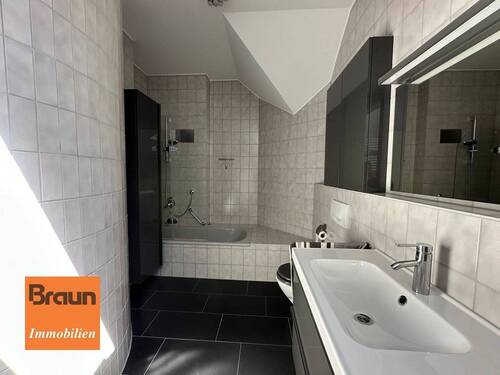 3,5-Zimmer-ETW, Trossingen, Bad 2. DG - 