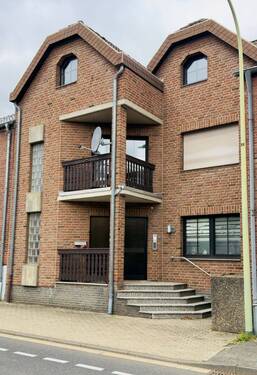 Haus Vorderseite - Zweifamilienhaus oder Mehrgenerationenhaus in Langerwehe-Merode
