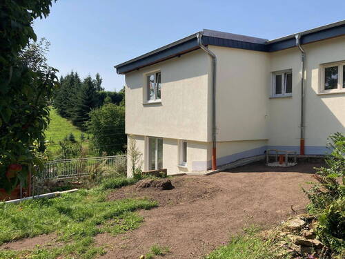 Ost-Ansicht - 6 Zimmer Einfamilienhaus in Dorfhain