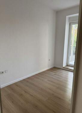 Büro/Schlafzimmer - Etagenwohnung mit 41,00 m² in Schkeuditz zur Miete
