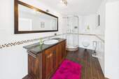 Badezimmer I - 