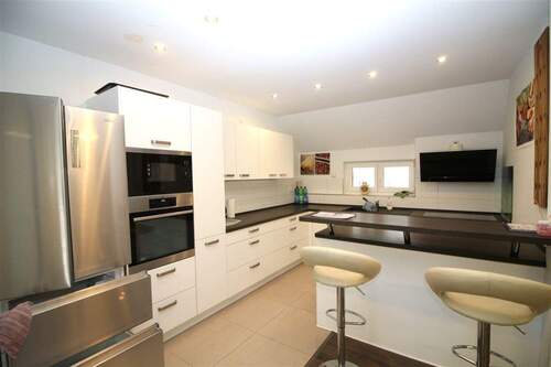 Küche - 1 Zimmer Mehrfamilienhaus, Wohnhaus in Ingersheim