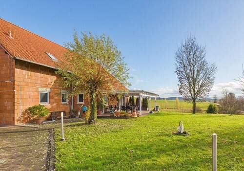 Titelbild - 5 Zimmer Einfamilienhaus zum Kaufen in Königsberg in Bayern / Junkersdorf