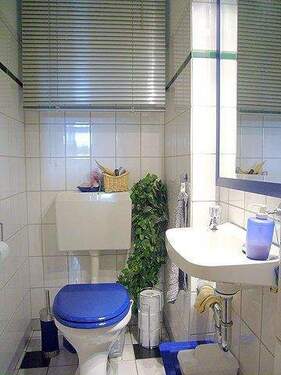 separates WC - 