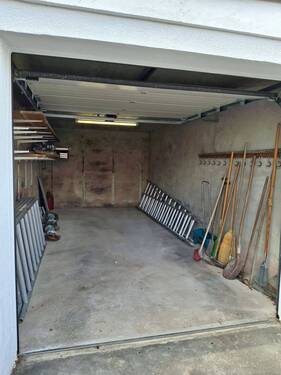 Garage.jpg - 